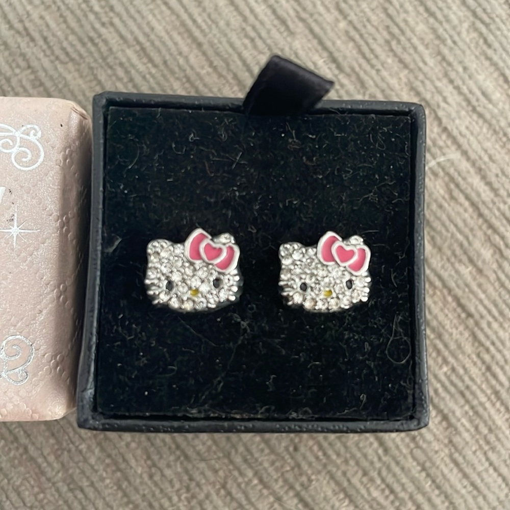 Hello Kitty Earrings